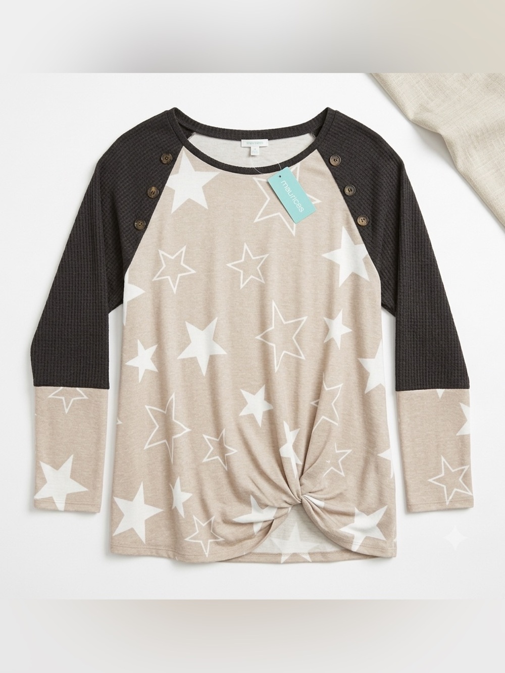 NWT Maurices Star Print Raglan Knot Front Top Beige & Charcoal Top Women’s XXL